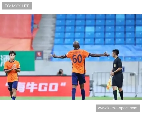 青岛海牛外援遭哄抢！联赛半程7球2助，两大中超豪门成潜在下家，青岛海牛外援门将