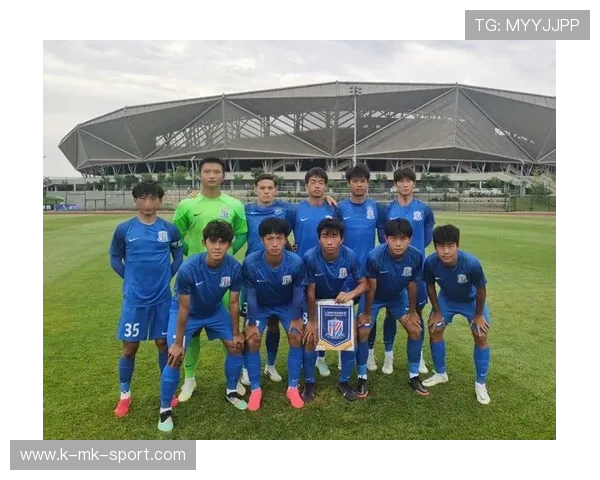 上海申花在角球防守上做出漂亮化解 上海申花在角球防守上做出漂亮化解